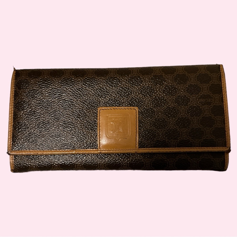 CELINE Mono Long Snap Kiss lock Wallet